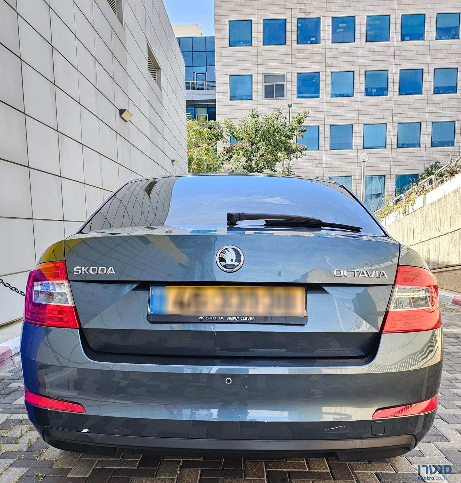 2016' Skoda Octavia photo #4