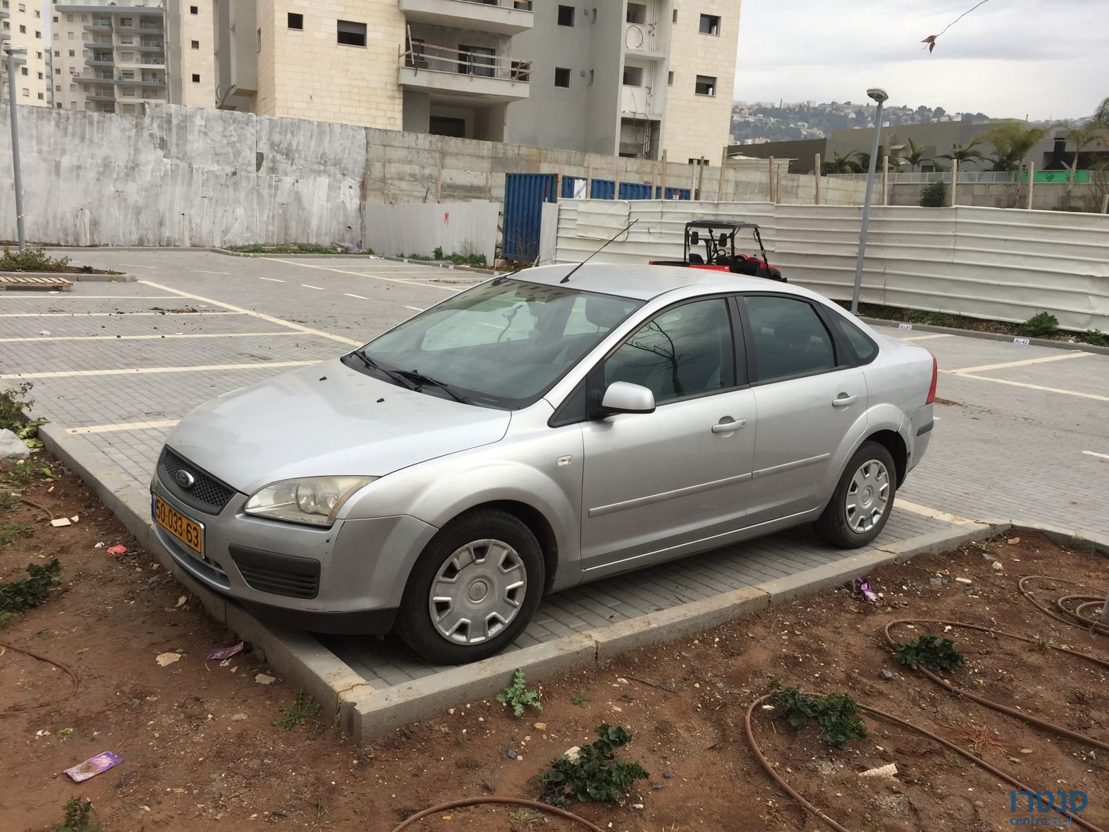 2008' Ford Focus photo #5