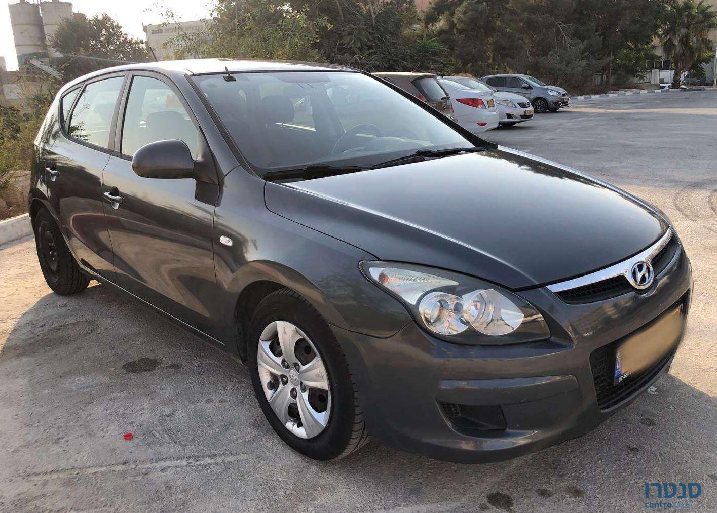 2010' Hyundai I30 יונדאי photo #2