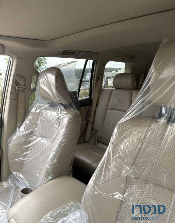 2018' Toyota Land Cruiser טויוטה לנד קרוזר photo #4