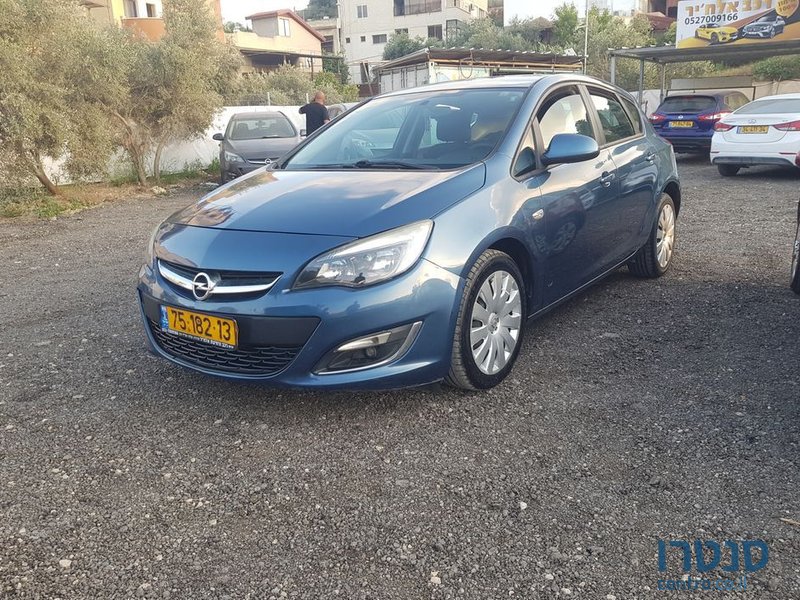 2013' Opel Astra אופל אסטרה photo #1