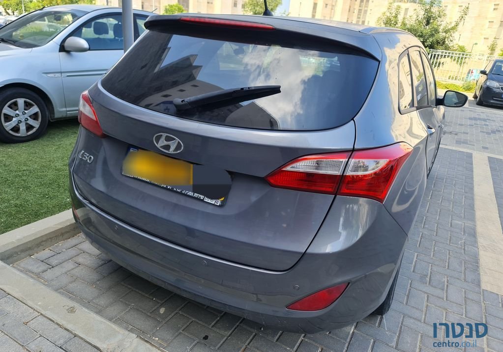 2014' Hyundai i30 יונדאי photo #3
