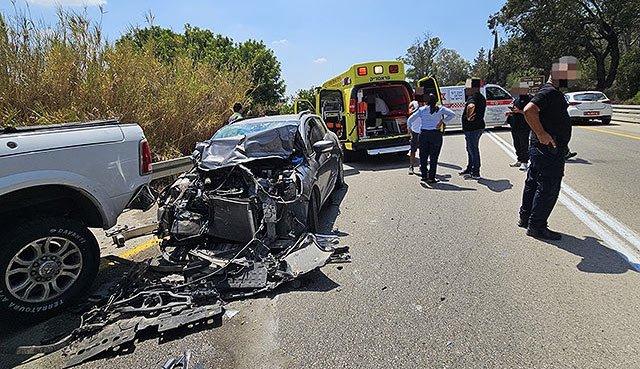 На 44-й трассе был насмерть сбит мужчина, вышедший из неисправного автомобиля