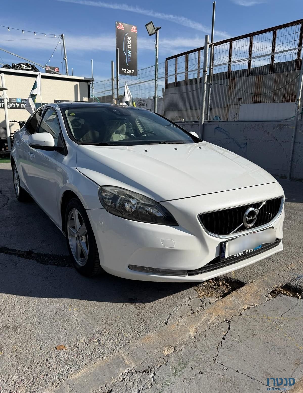 2018' Volvo V40 וולוו photo #3