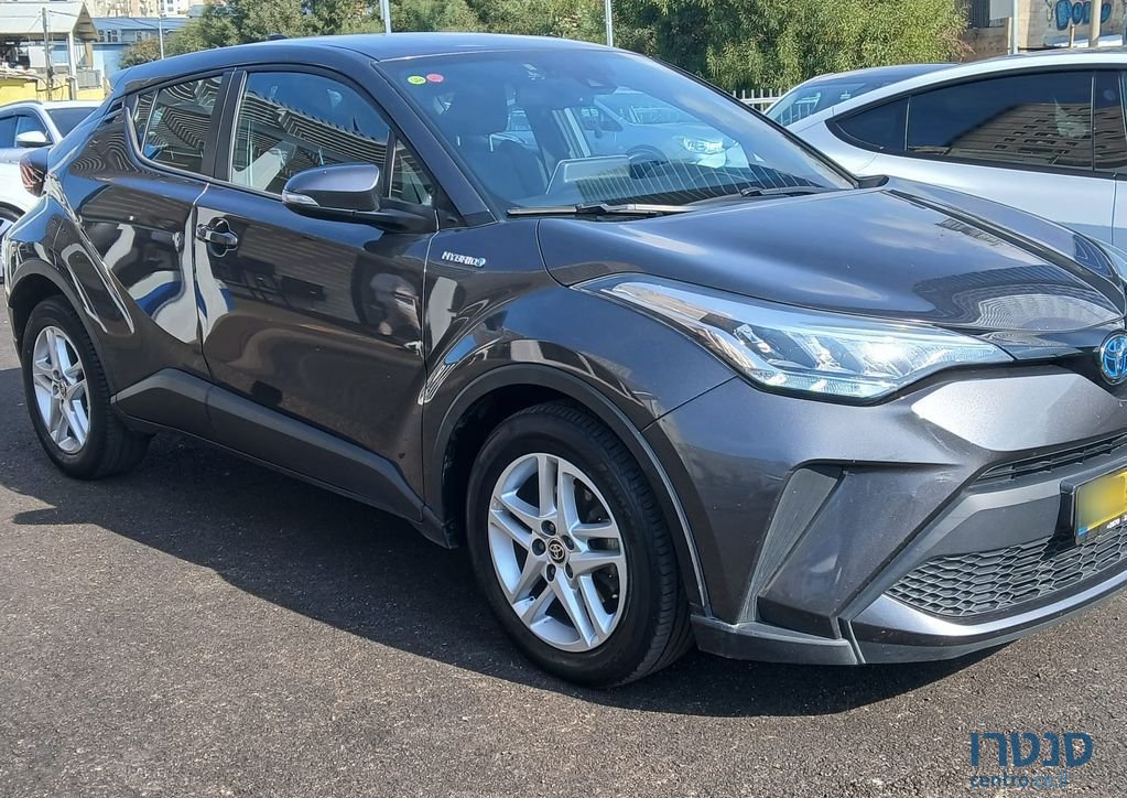 2020' Toyota C-HR טויוטה photo #3