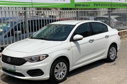 2017' Fiat Tipo