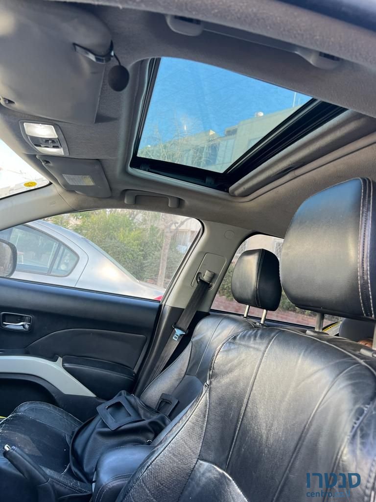 2008' Mitsubishi Outlander מיצובישי אאוטלנדר photo #2