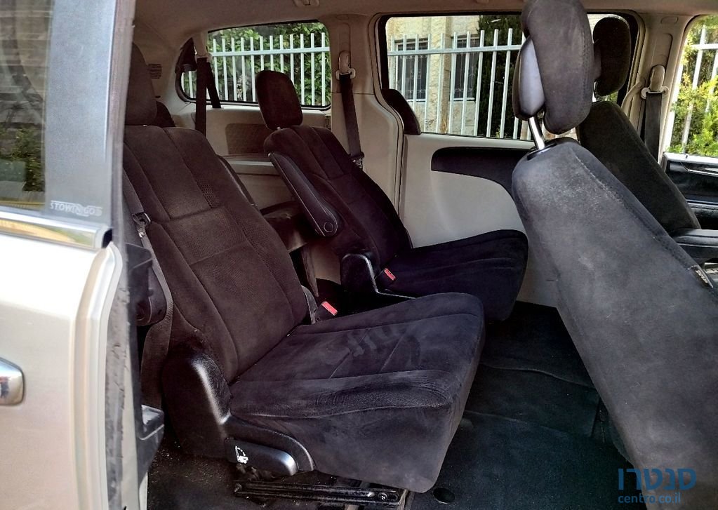 2013' Chrysler Grand Voyager קרייזלר גראנד וויאג'ר photo #3
