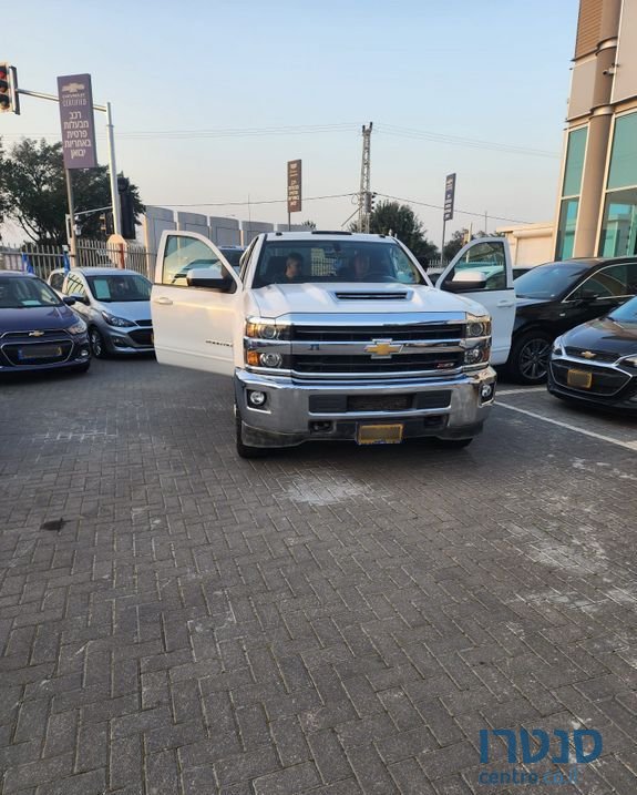2019' Chevrolet Silerado שברולט סילברדו 2500 photo #2