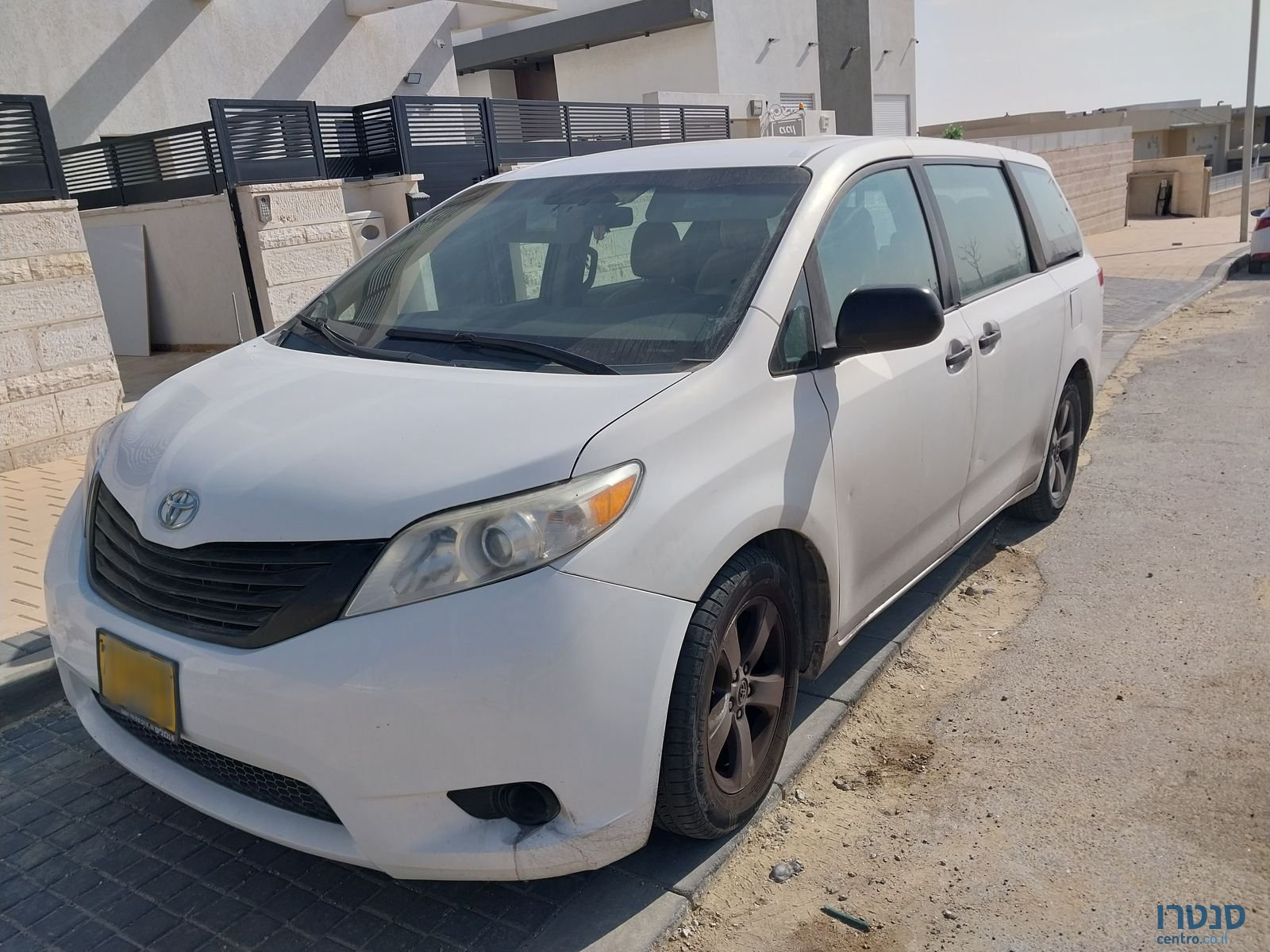 2015' Toyota Sienna טויוטה סיינה photo #1