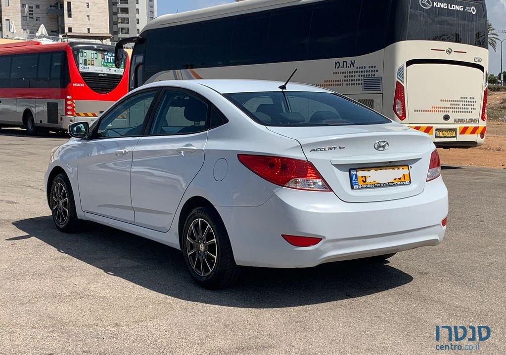 2018' Hyundai i25 יונדאי photo #3