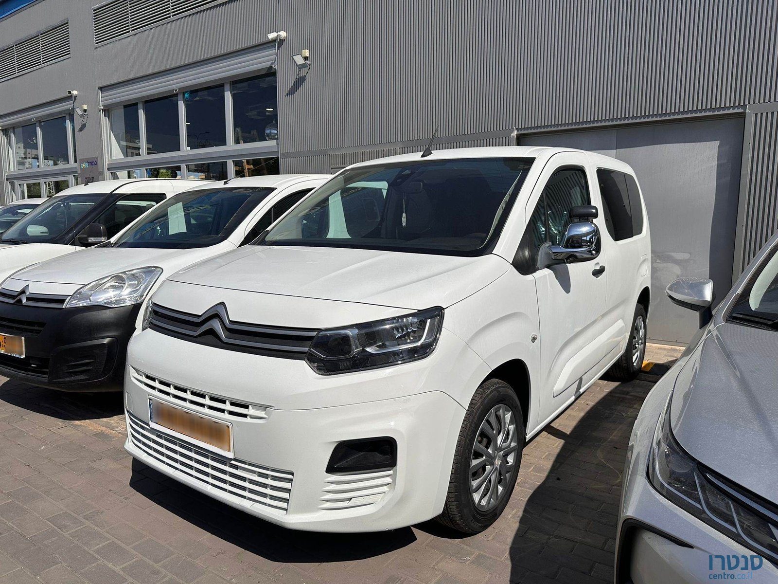 2018' Citroen Berlingo photo #1