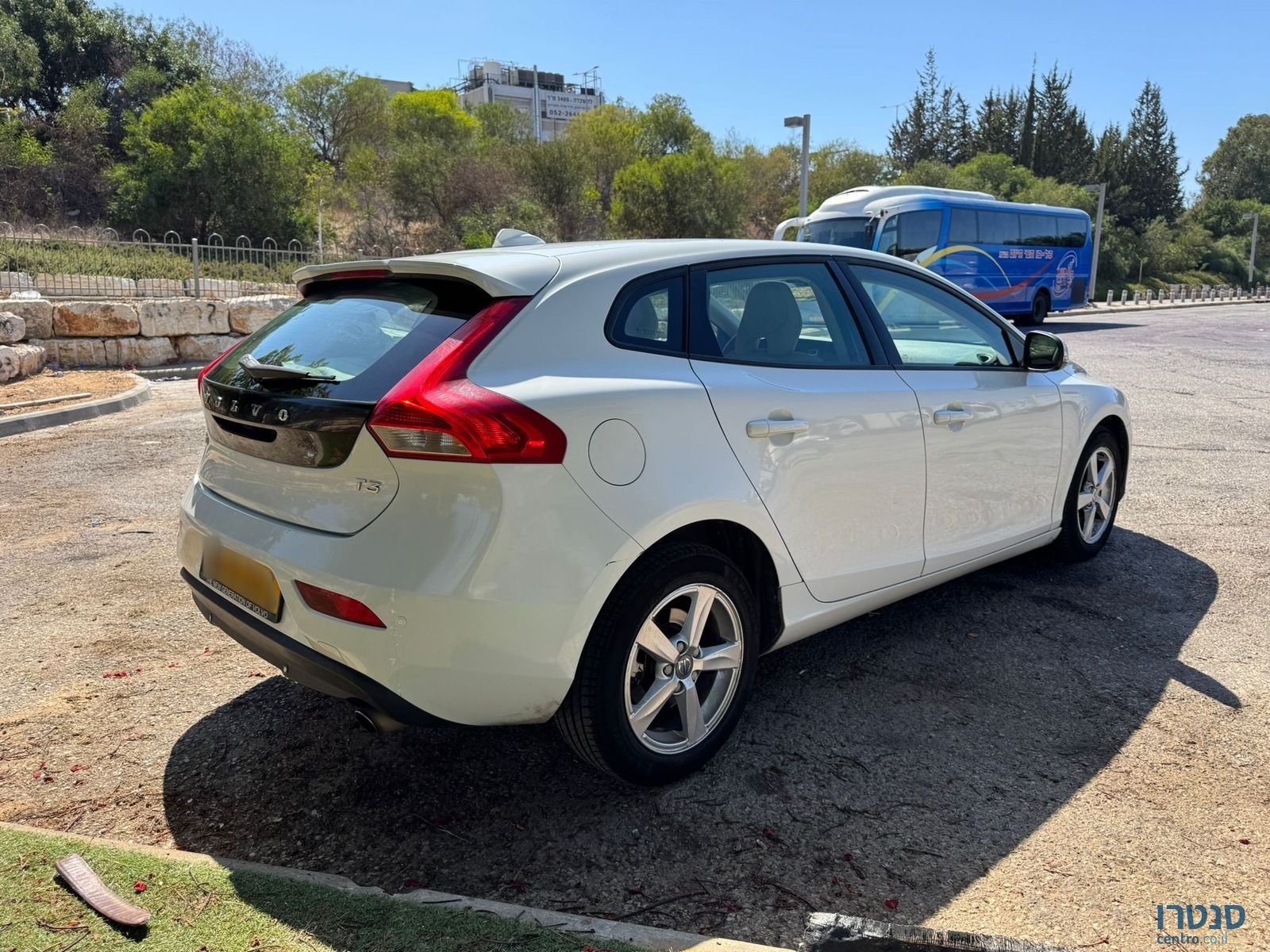 2016' Volvo V40 T3 photo #4
