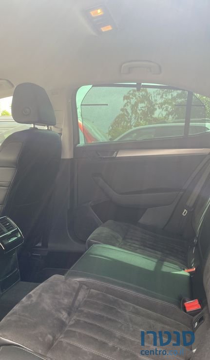 2016' Skoda Superb סקודה סופרב photo #3