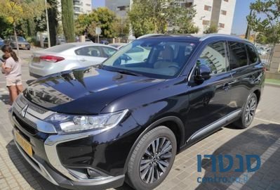 2020' Mitsubishi Outlander מיצובישי אאוטלנדר photo #3