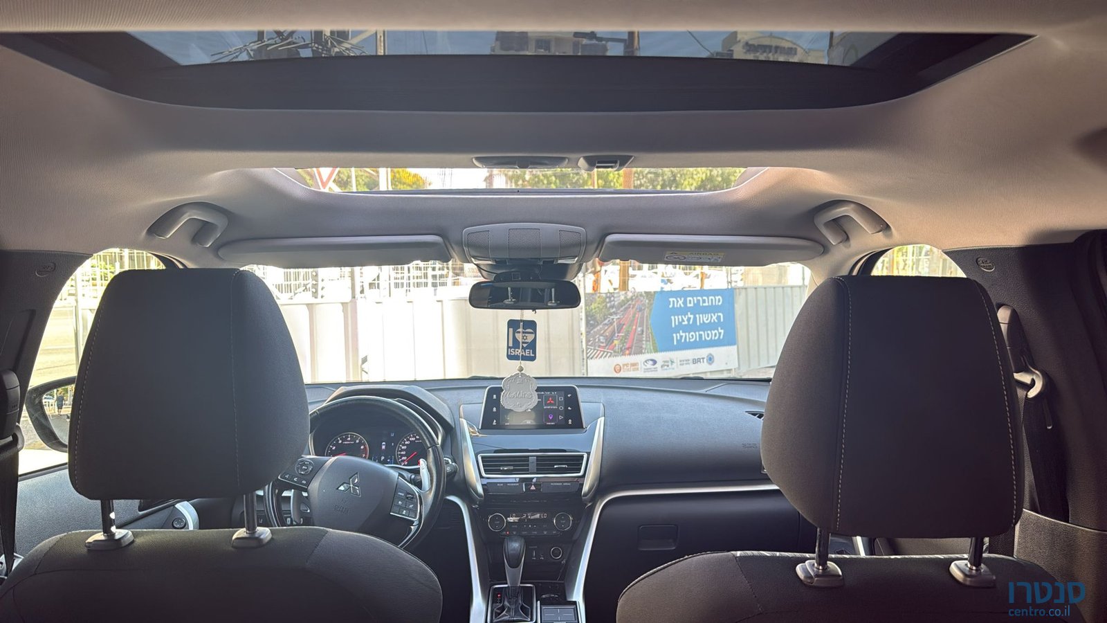 2018' Mitsubishi Eclipse Cross photo #2