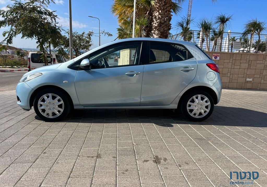 2010' Mazda 2 מאזדה photo #1