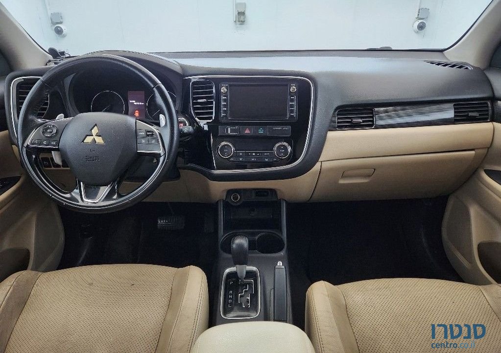 2016' Mitsubishi Outlander מיצובישי אאוטלנדר photo #5