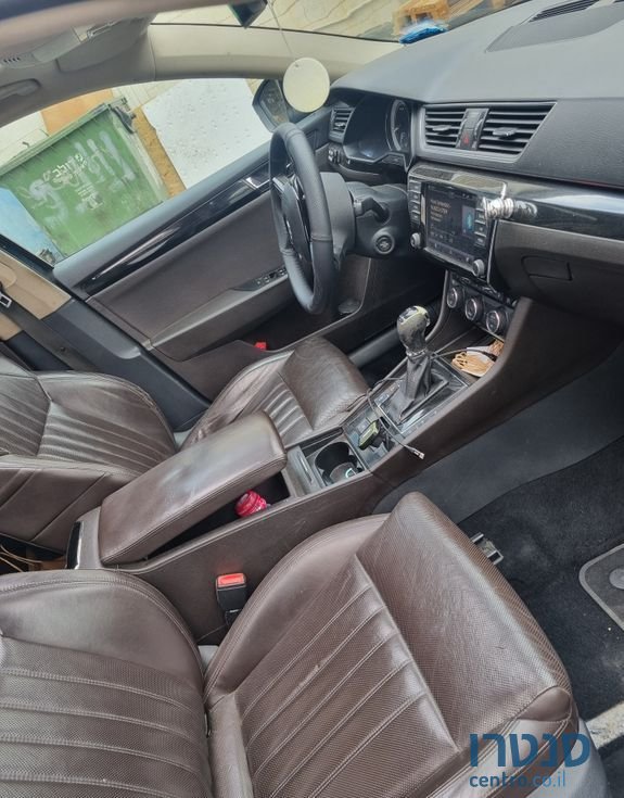 2017' Skoda Superb סקודה סופרב photo #4