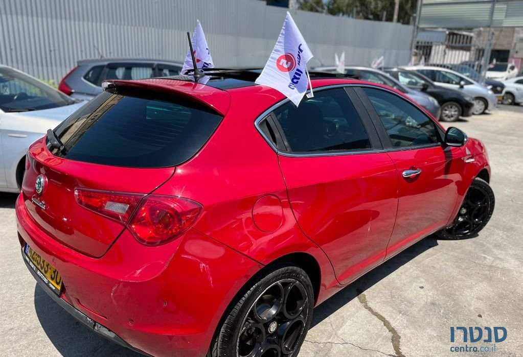 2014' Alfa Romeo Giulietta אלפא רומיאו ג'ולייטה photo #6