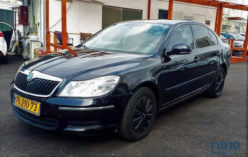 2011' Skoda Octavia photo #1