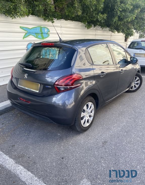 2017' Peugeot 208 פיג'ו photo #2