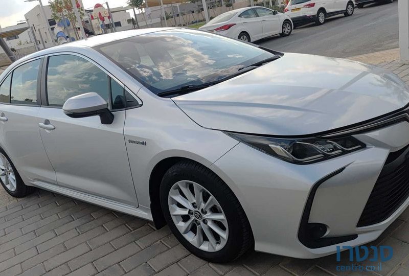 2020' Toyota Corolla טויוטה קורולה photo #1