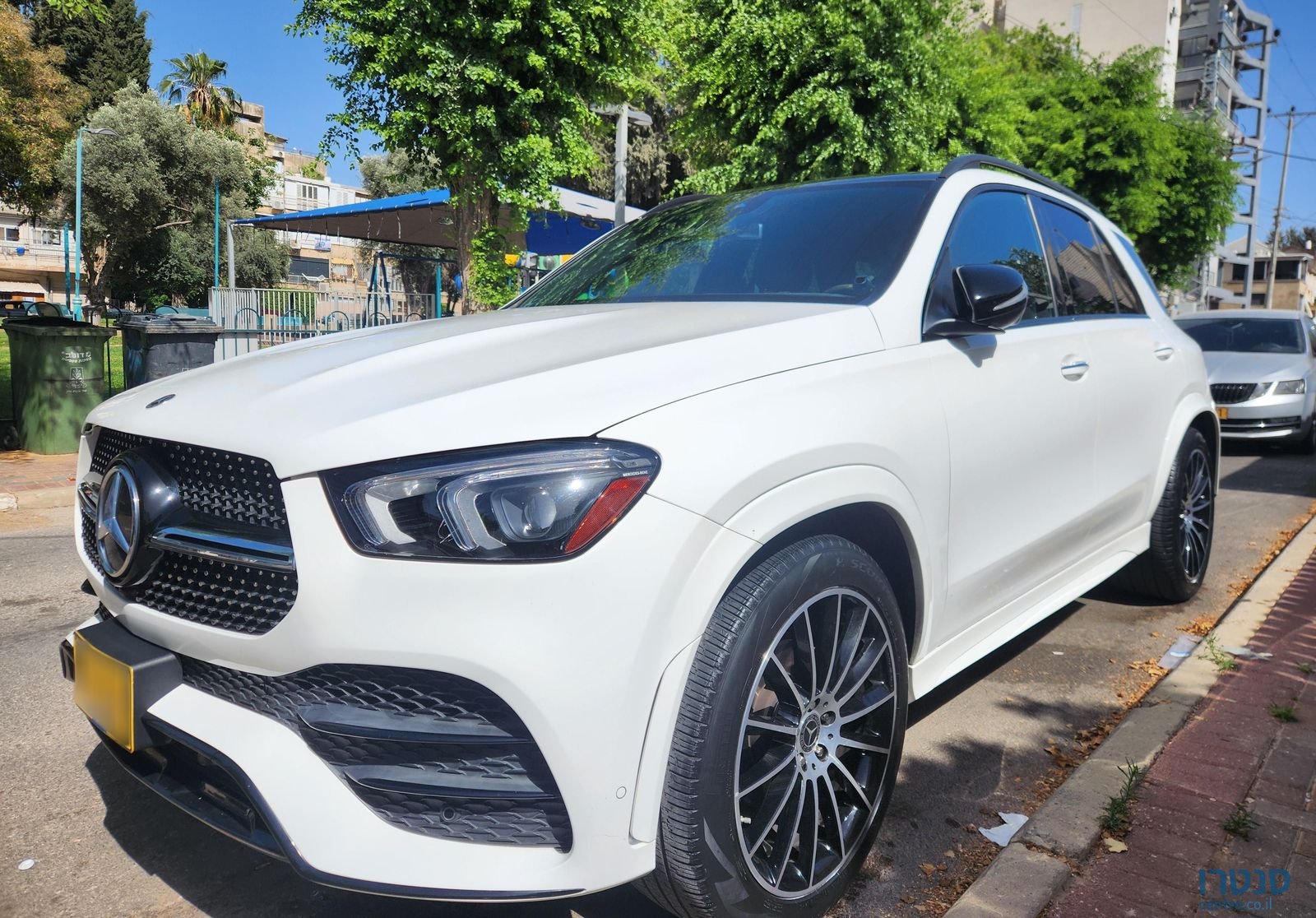 2021' Mercedes-Benz GLE מרצדס-בנץ photo #3