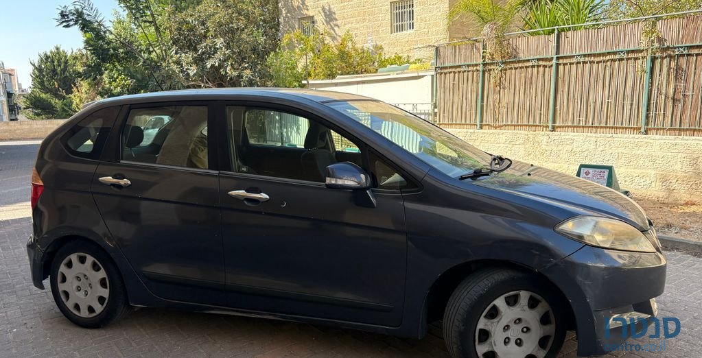 2009' Honda FR-V הונדה photo #4