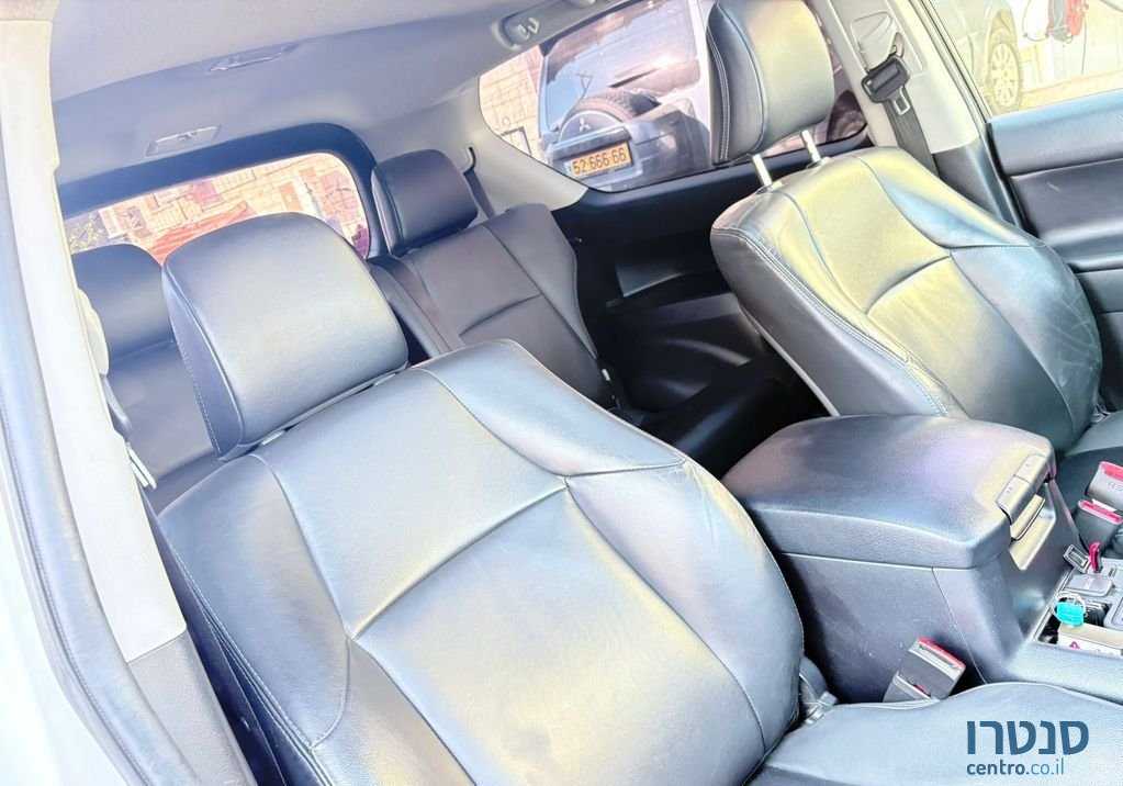 2022' Toyota Land Cruiser טויוטה לנד קרוזר photo #5