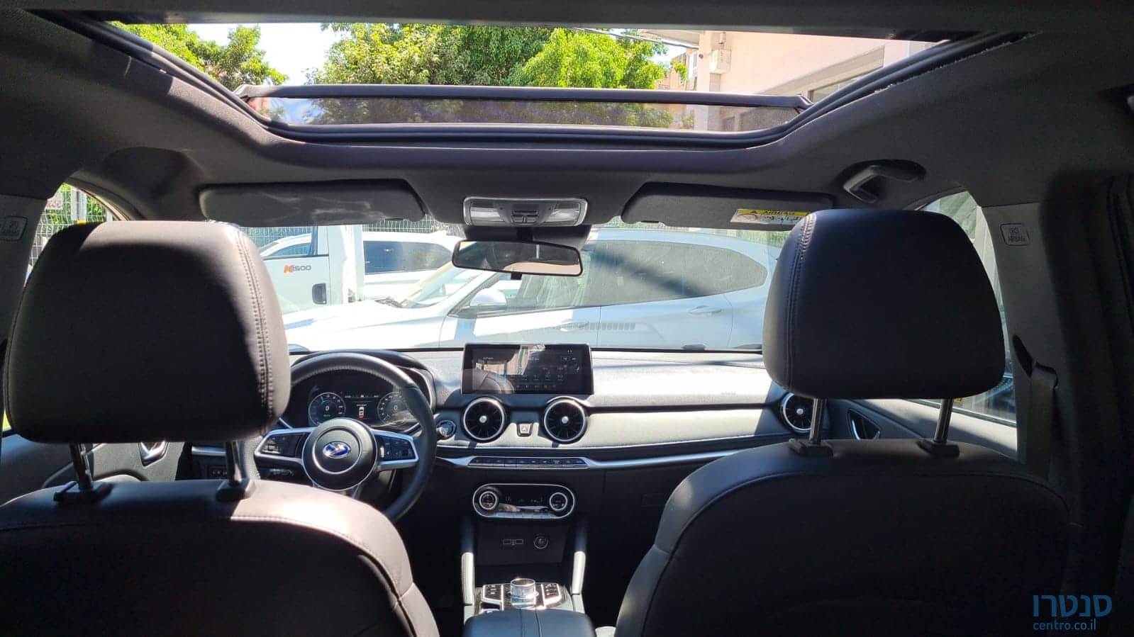 2022' Seres photo #5