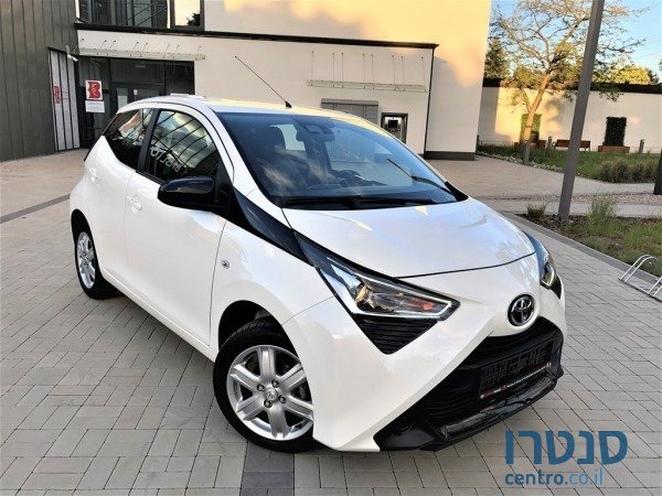 2019' Toyota Aygo photo #1