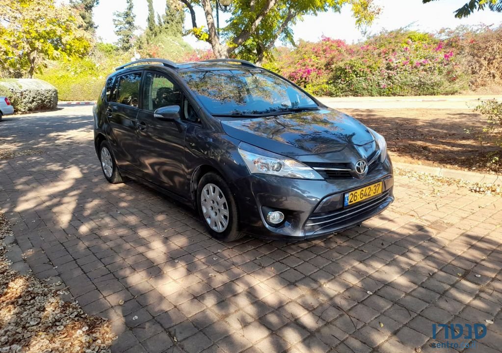 2016' Toyota Verso טויוטה ורסו photo #1