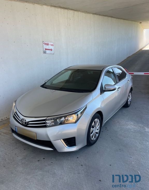 2015' Toyota Corolla טויוטה קורולה photo #6