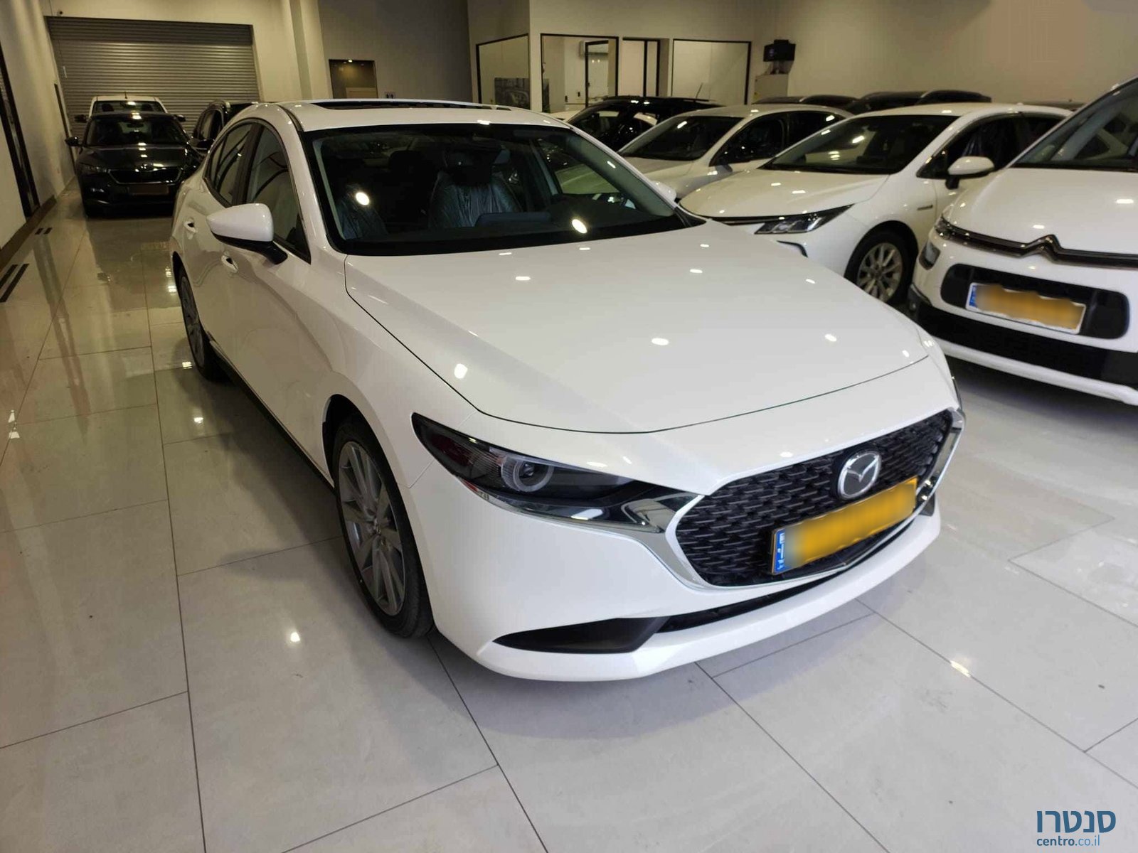 2024' Mazda 3 photo #2