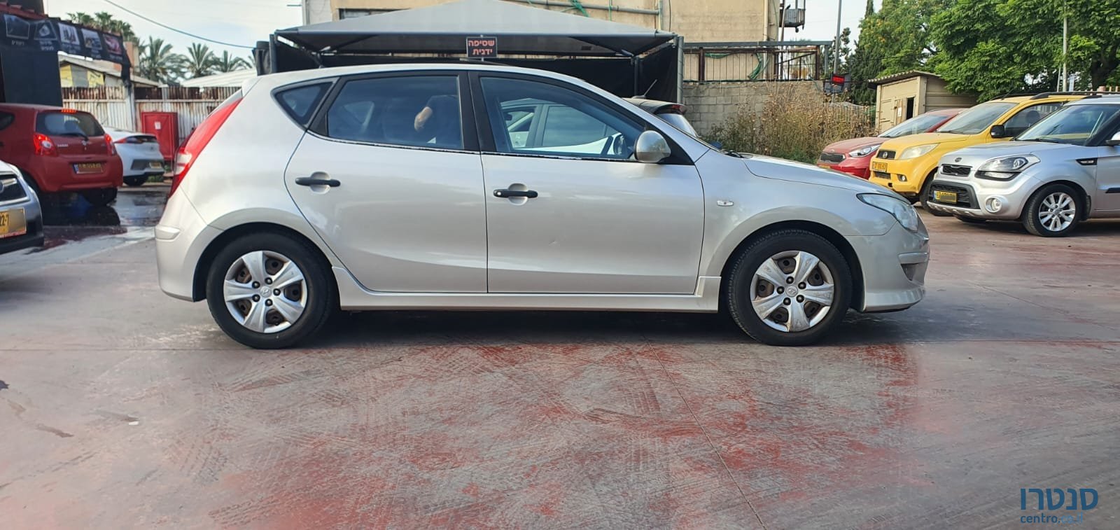 2009' Hyundai i30 photo #7