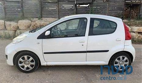 2012' Peugeot 107 107 פיג'ו photo #1