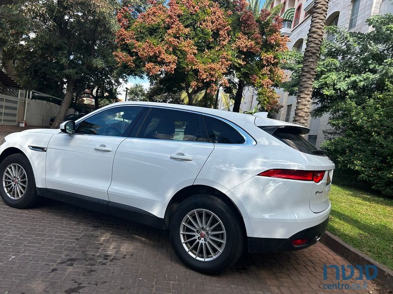 2020' Jaguar F-Pace יגואר photo #4