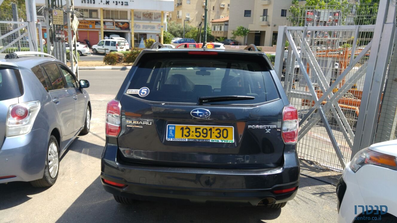 2015' Subaru Forester photo #4