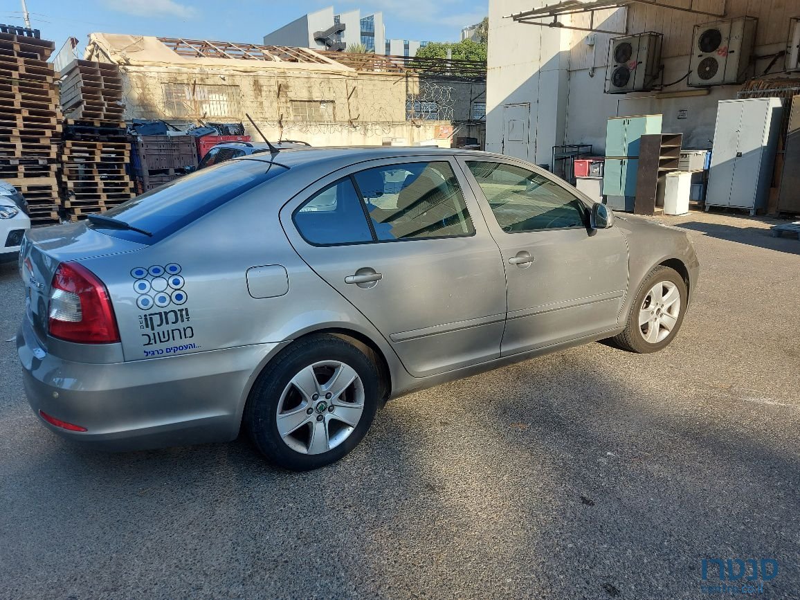 2011' Skoda Octavia סקודה אוקטביה photo #2