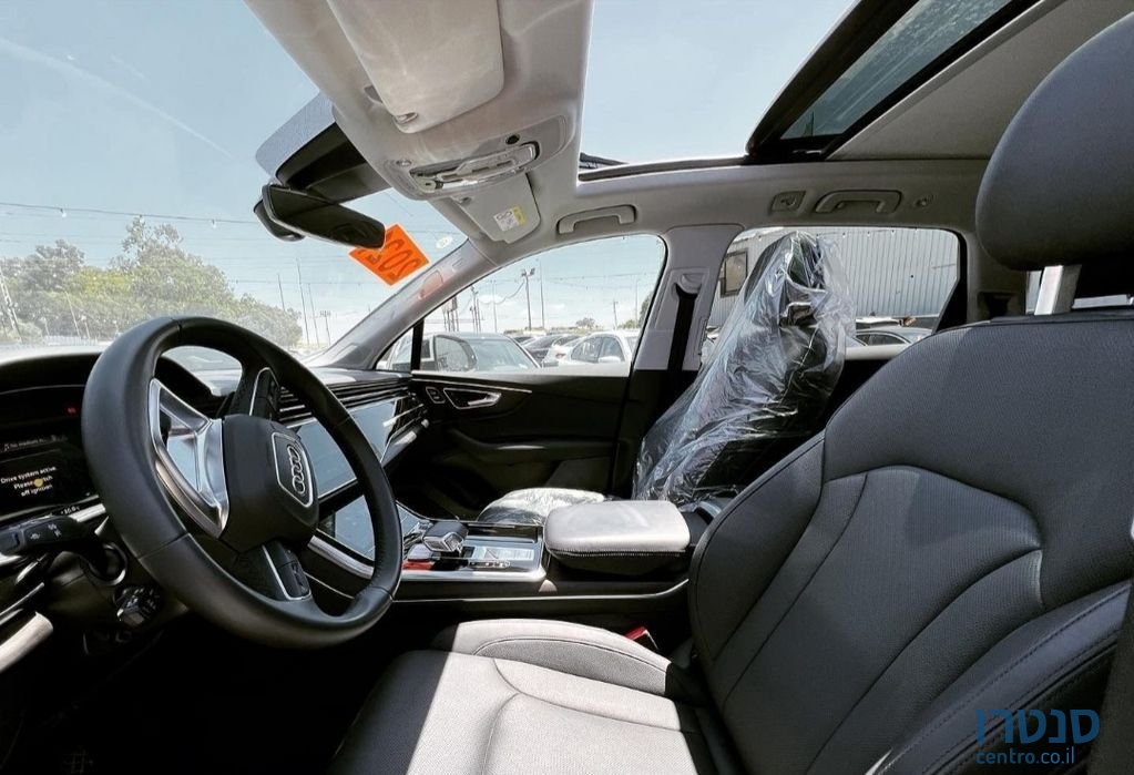 2021' Audi Q7 אאודי photo #3
