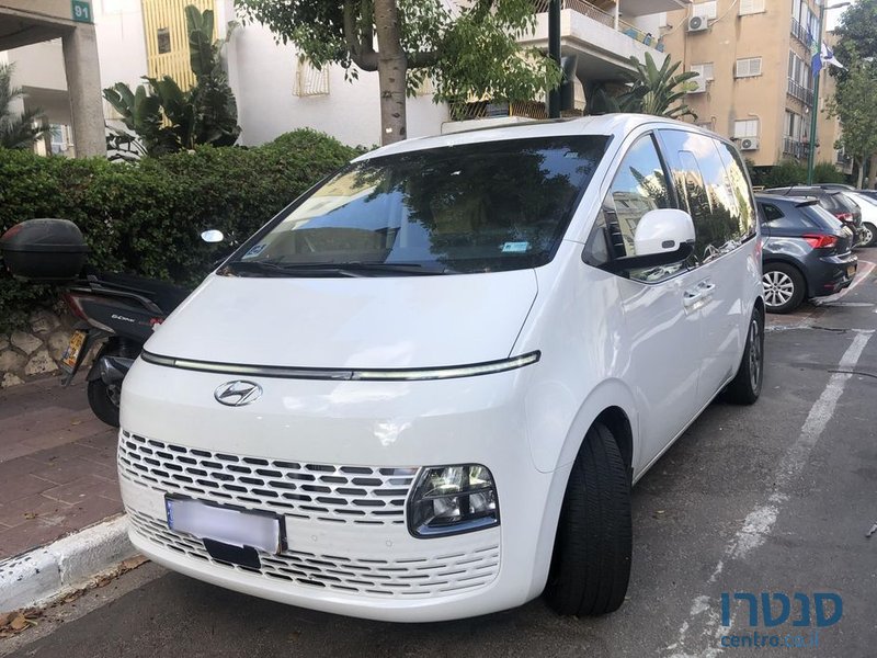 2024' Hyundai Staria יונדאי סטאריה photo #1