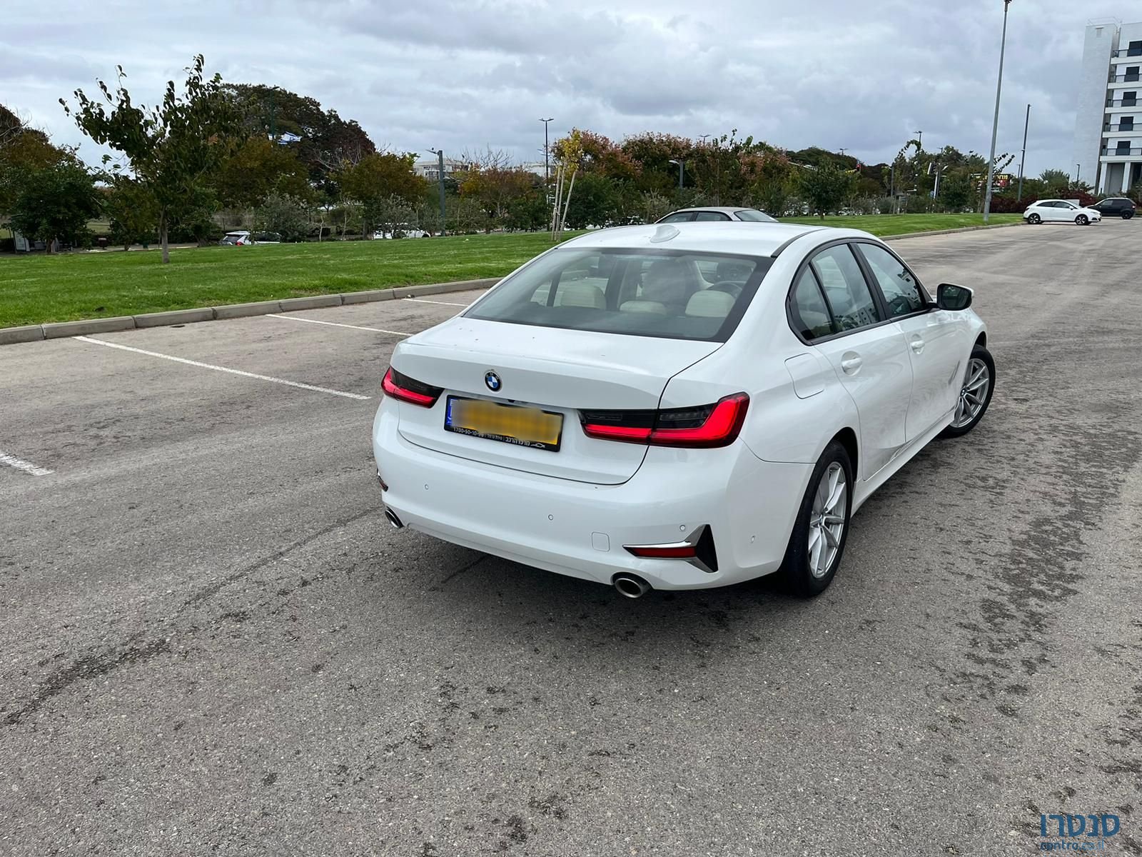 2021' BMW 318 ב.מ.וו photo #5