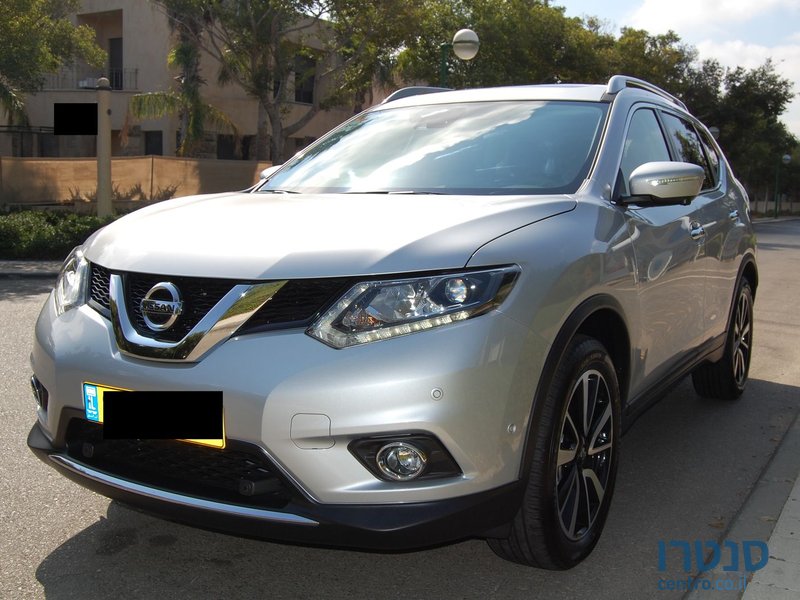 2016' Nissan X-Trail Tekna photo #3