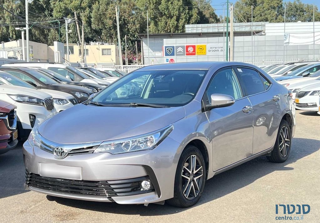 2018' Toyota Corolla טויוטה קורולה photo #1