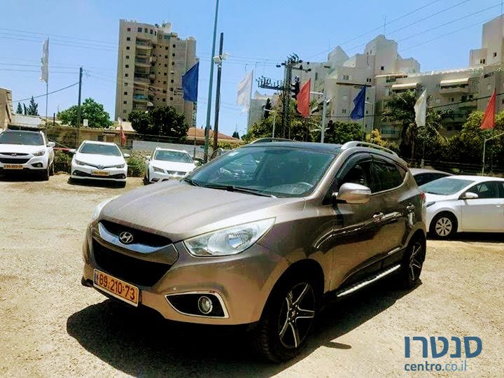 2013' Hyundai ix35 photo #1