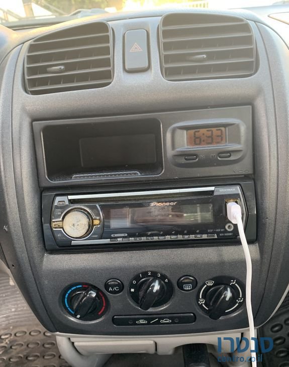 2002' Mazda 323 מאזדה לאנטיס photo #3