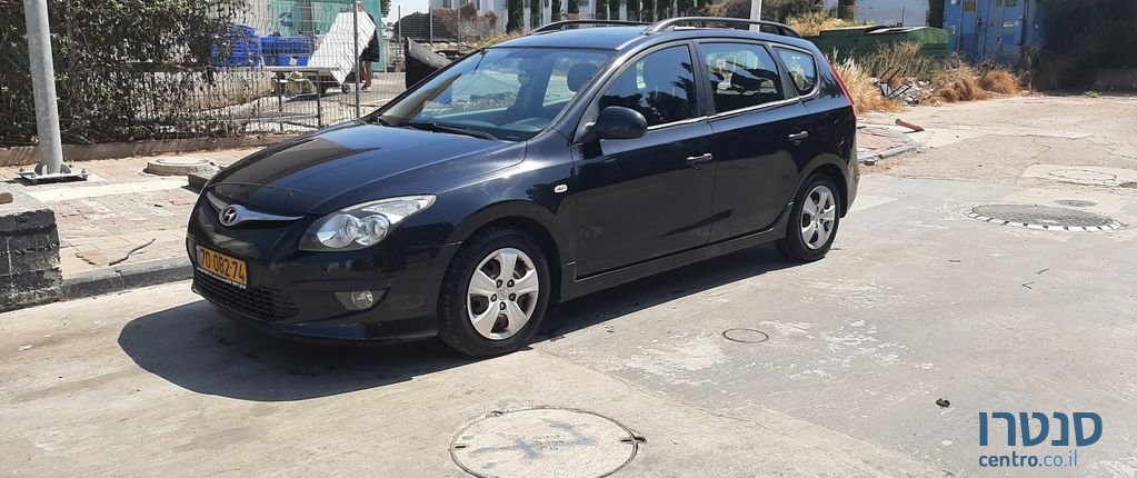 2011' Hyundai I30Cw יונדאי photo #1