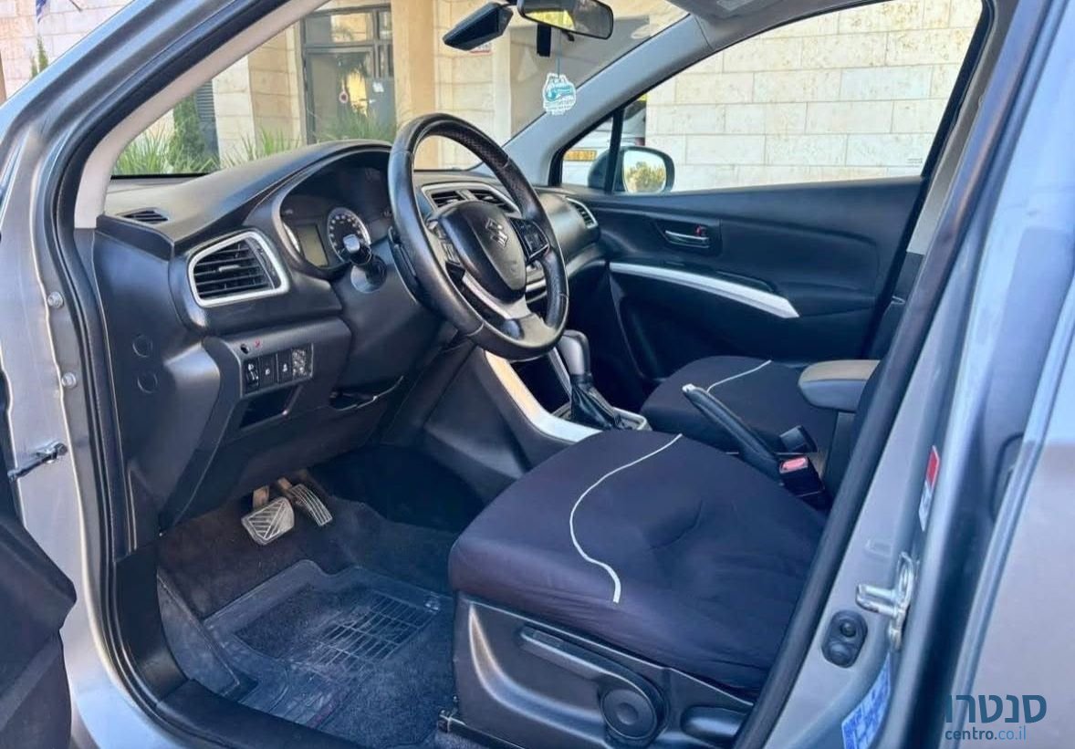 2016' Suzuki Crossover סוזוקי קרוסאובר photo #5