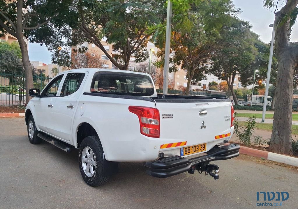 2017' Mitsubishi Triton מיצובישי טרייטון photo #4